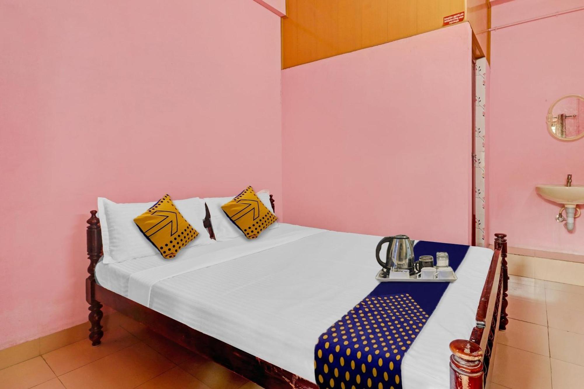 Spot On Jayesh Guest House Nashik Dış mekan fotoğraf