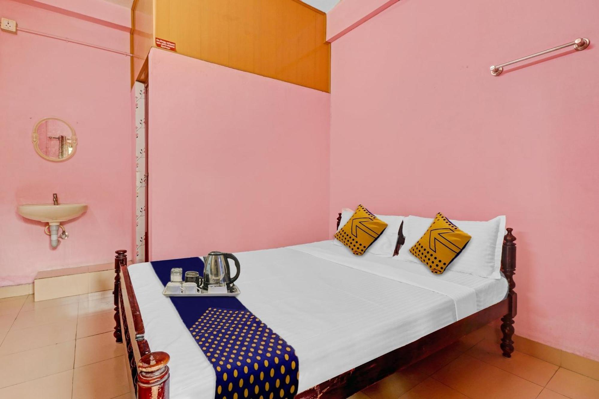 Spot On Jayesh Guest House Nashik Dış mekan fotoğraf