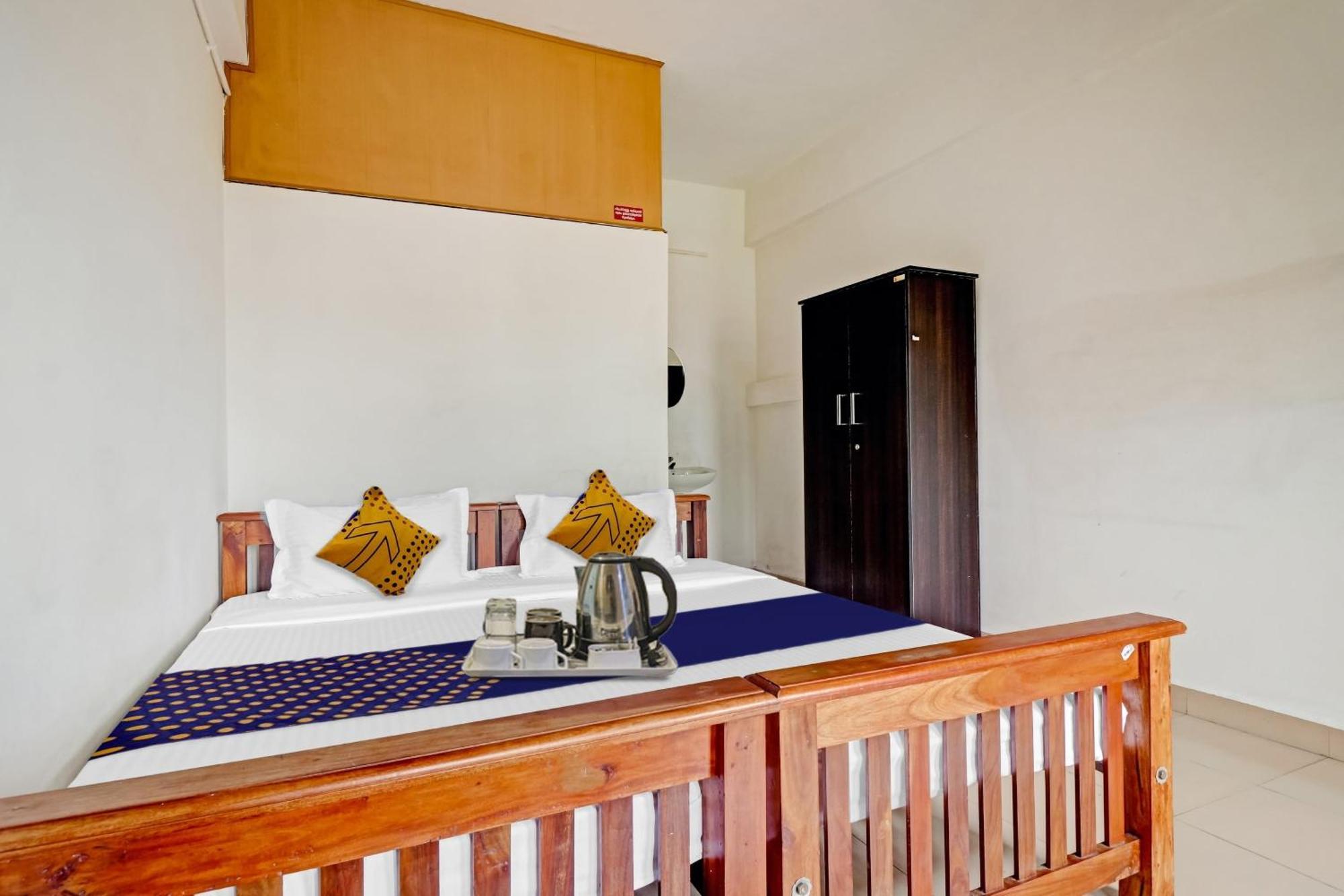 Spot On Jayesh Guest House Nashik Dış mekan fotoğraf